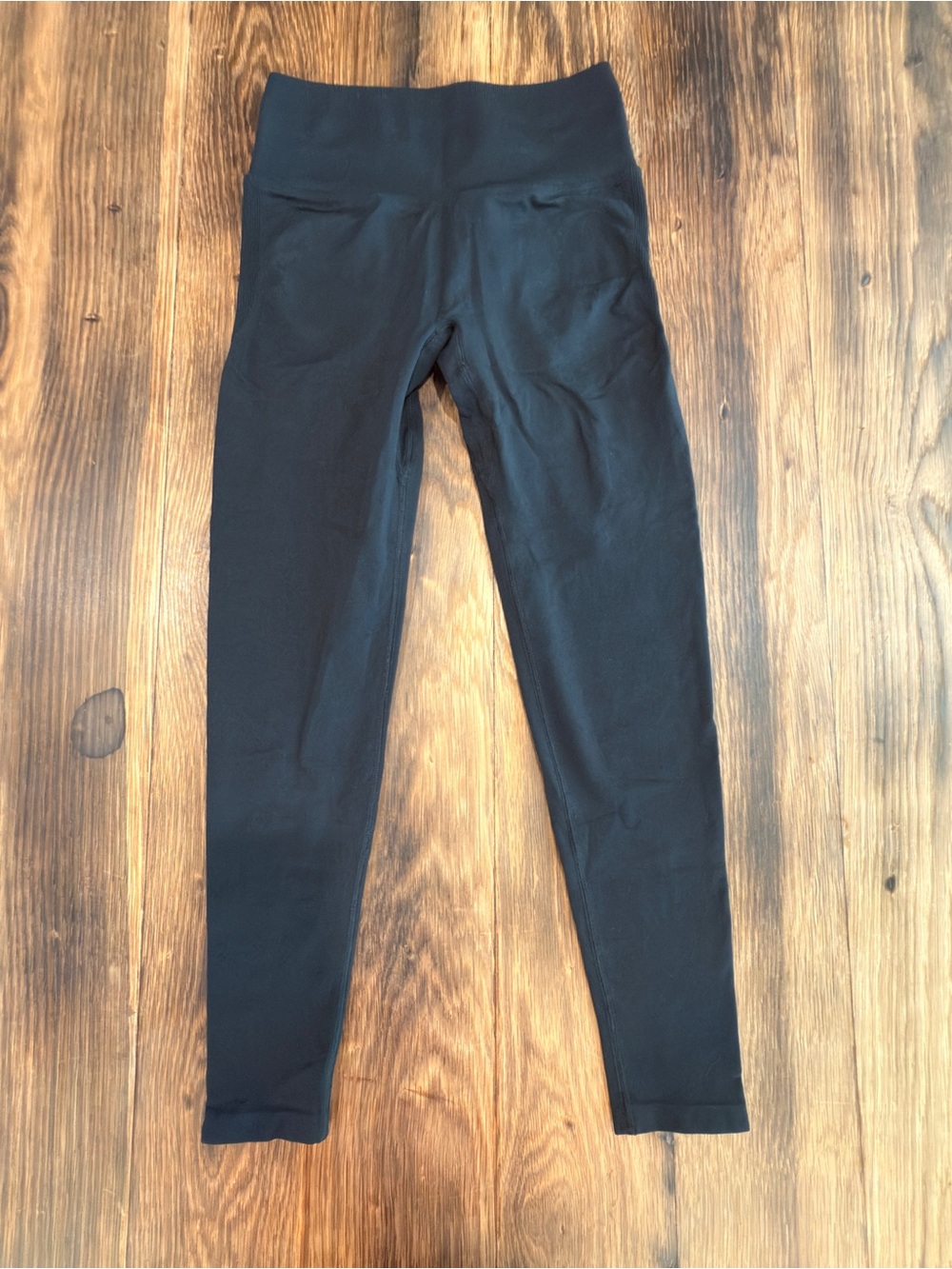 Fabletics Black High-Waist Performance Scrunch Leggings